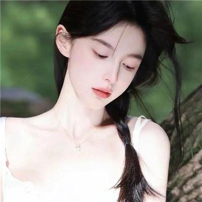 冰属性男子与酷酷女同事